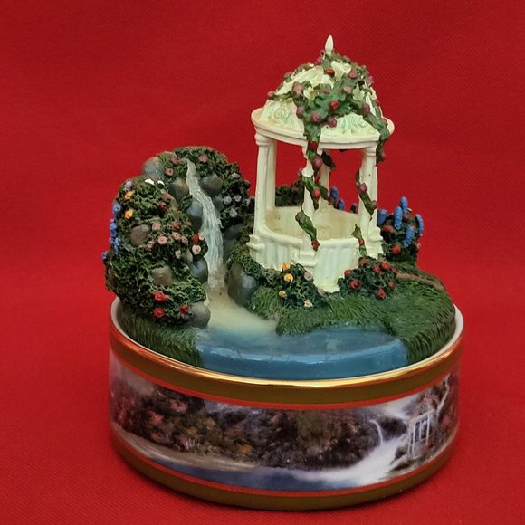 Thomas Kincade Peaceful Moments Hidden Arbor Musical Box Plays Love Story 2004 - Picture 13 of 14
